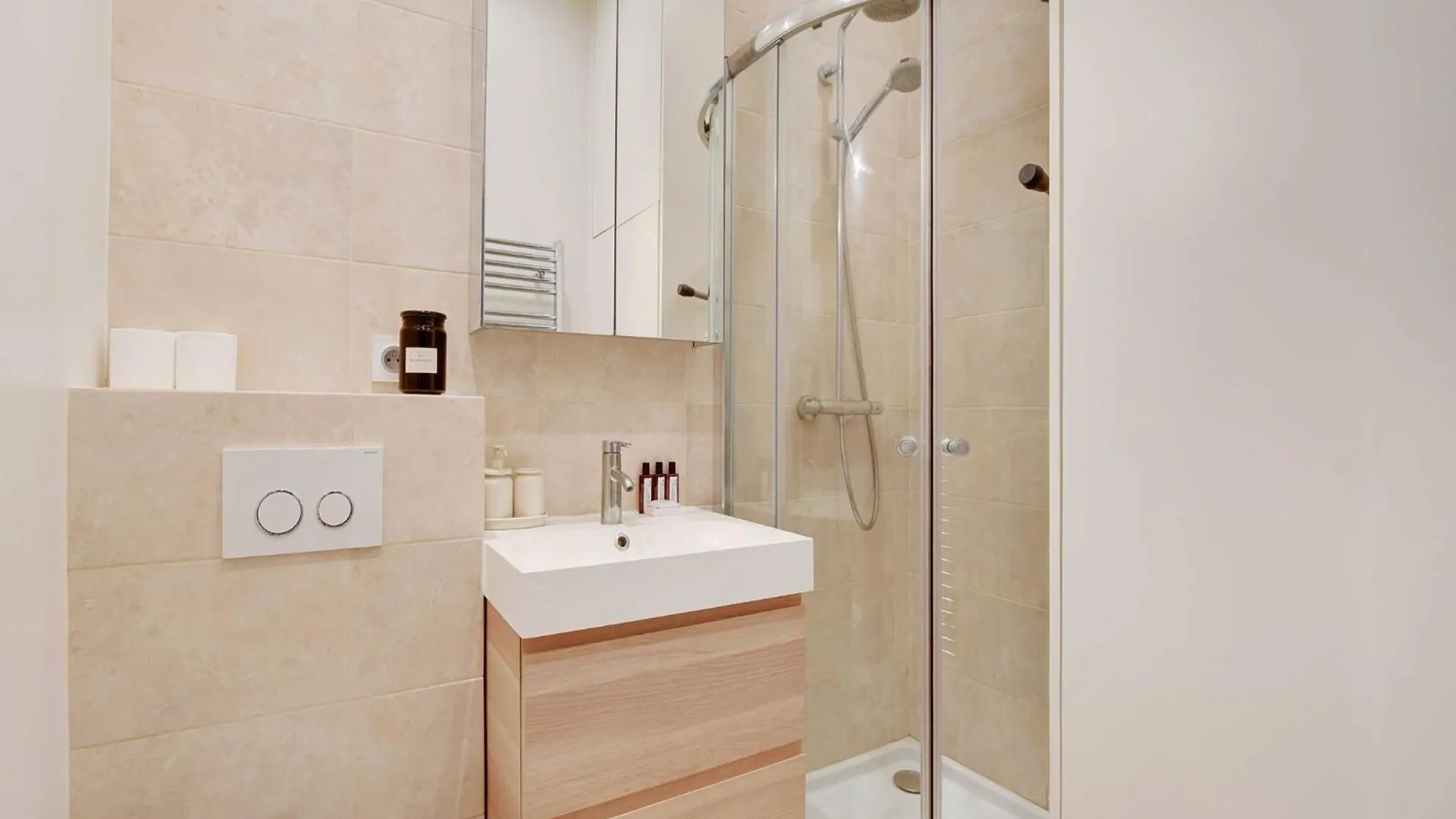 Elegant Apt - 2P - Near Le Marais Paris 0*,  France